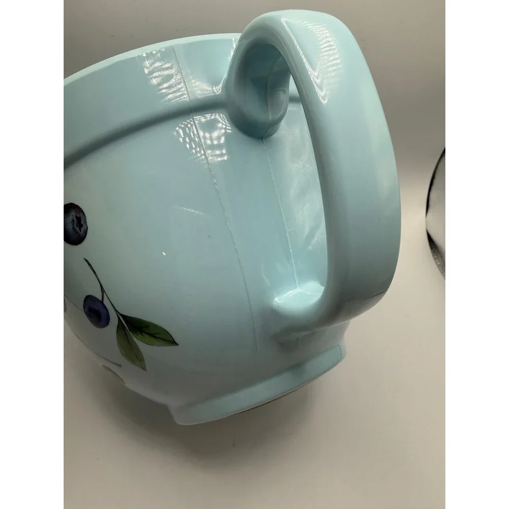 Stonewall Kitchen Melamine Batter Bowl Light Blue Blueberry Pattern Pour Spout